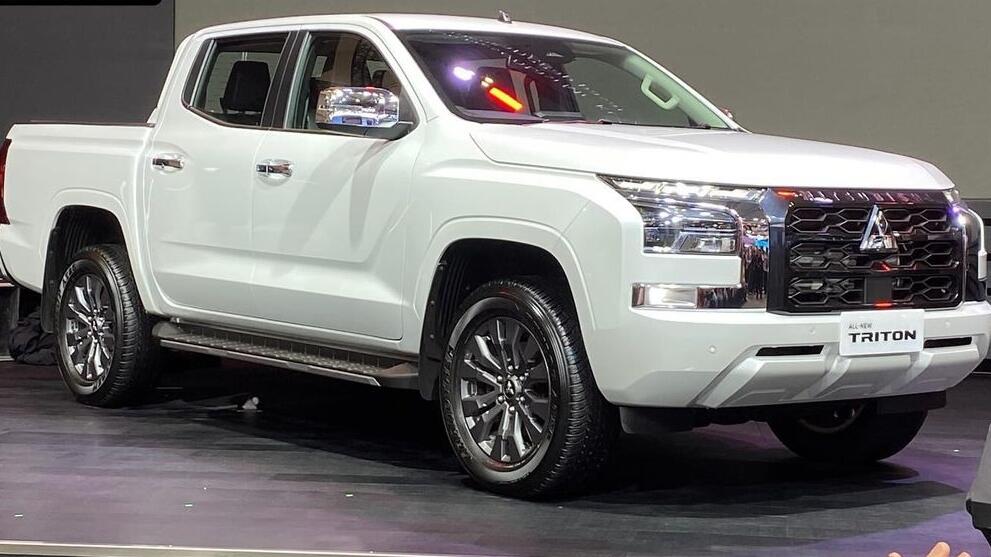 GIIAS 2024: Gede dan Bertenaga, Mitsubishi Perkenalkan Generasi Terbaru dari Triton