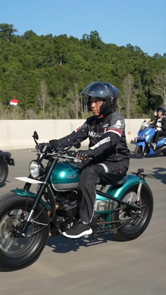 Eksplorasi Jalan Tol Balikpapan-IKN dengan Presiden Jokowi