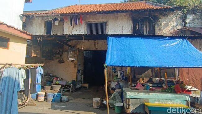 Murah Banget! Penginapan di Semarang Ini Cuma Rp4000 Per Malam, Begini Bentuknya!
