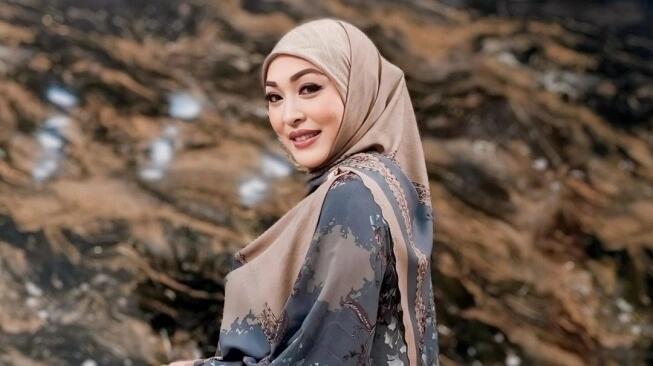 Ceramah Angelina Sondakh Bahas Kebencian di Tabligh Akbar