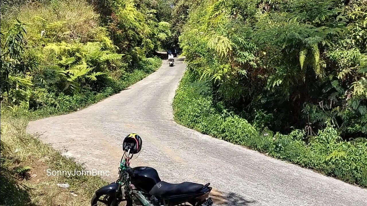 Rem Blong saat Lewati Jalan Menurun, Fortuner Masuk ke Jurang