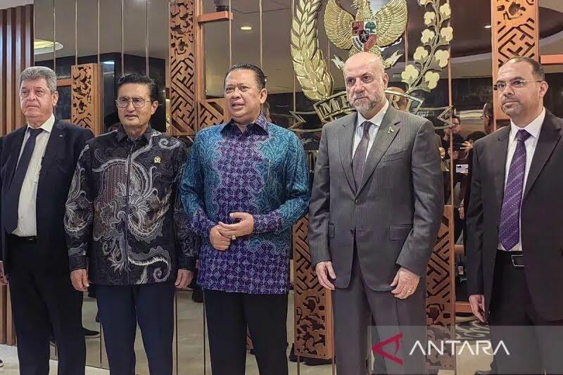 Hari Bersejarah Menjelang HUT RI Ke 79, Dukungan ke Palestina terus Bergelora!
