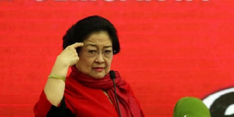 Airlangga Hartarto Mundur dari Ketum Golkar, Bikin Bu Mega Khawatir Demokrasi di RI!