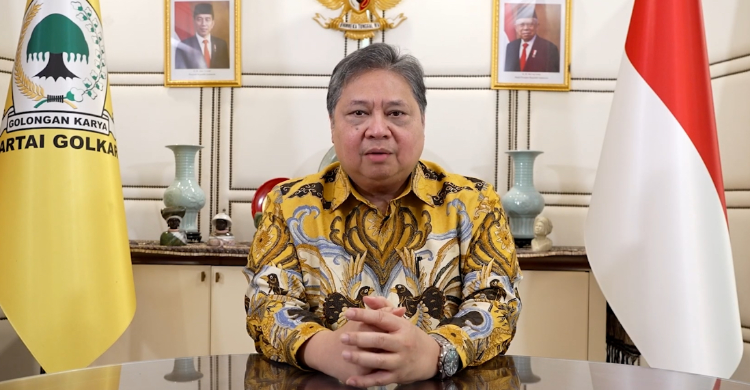 Perang Bantal Guling Pilkada 2024 : Airlangga Ter-Guling, Jokowi Di-Bantal-in