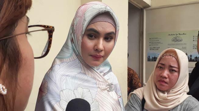 Heboh! Kartika Putri Marah Disebut Hijrah gegara Takut Ketahuan Terlibat Prostitusi