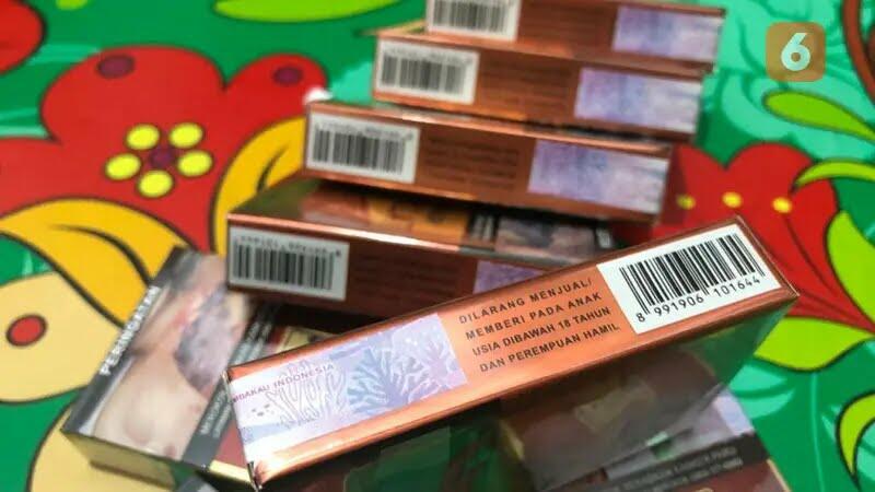 Jual Rokok Eceran Dilarang, Warung Kelontong Ketar-ketir Takut Omzet Anjlok!