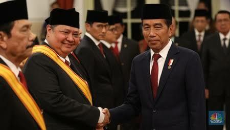 Selain Menkominfo Budi Arie, Airlangga Hartarto pun dapat Penghargaan dari Jokowi Lho