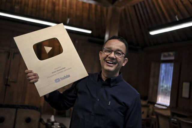 Lampaui 1 Juta Subcribers, YouTube Anies Baswedan Dapatkan Gold Button