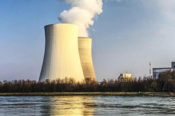 Jelang Invasi ke Israel, Iran Gelar Uji Coba Detonator Bom Nuklir
