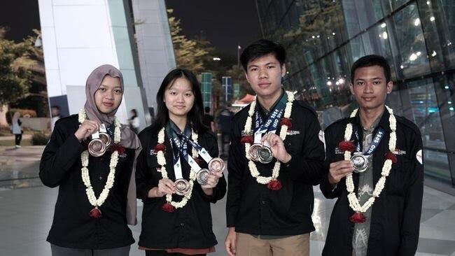 Pelajar RI Borong 8 Medali di Olimpiade Ilmu Kebumian Internasional 2024