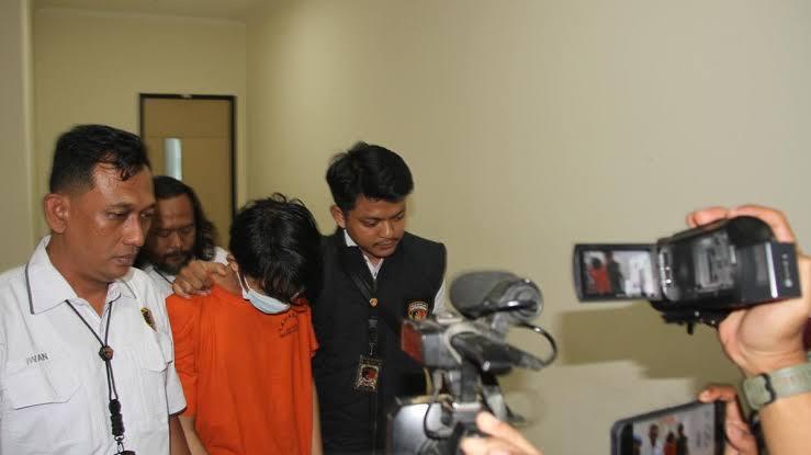Ngeri, Aksi Keji Seorang Pria Aniaya Pacar Hanya karena Gak Diajak Selfie! Kok Tega?