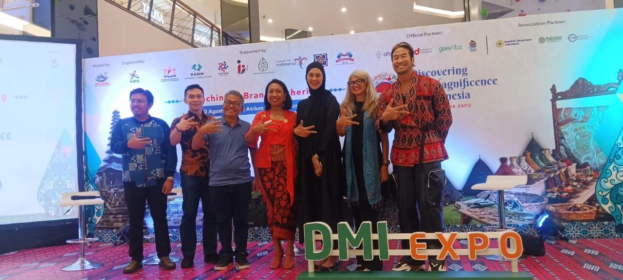 Discovering the Magnificence of Indonesia, Trade Dan Tourism EXPO, Memajukan UKM