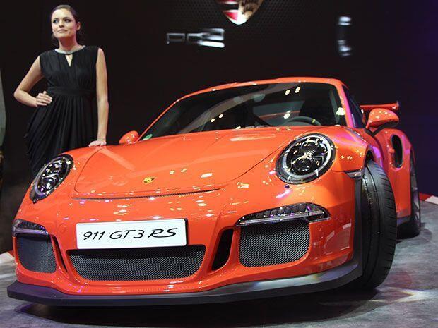 Hujan Membawa Luka | Ferrari 296 dan Porsche GT3 RS Rungkad Saat Main Hujan-hujanan