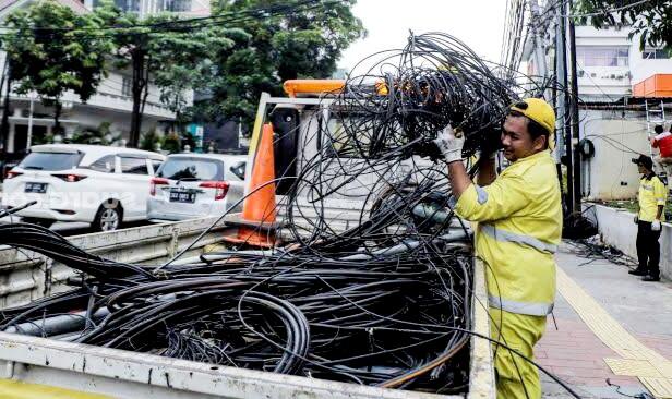 Kapan Kita Punya Kabel Instalasi Listrik Dibawah Tanah , IKN Apakabar?