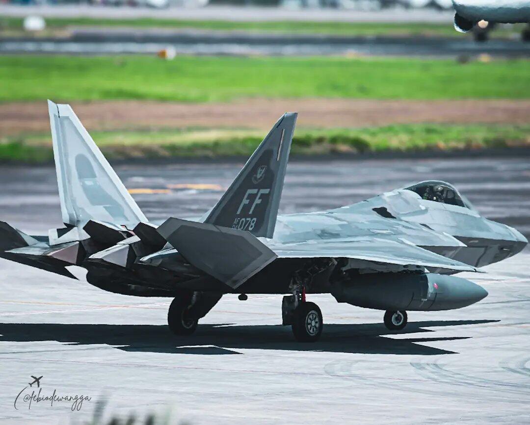 F-22 Raptor Singgah di Bali Untuk Isi Ulang Bahan Bakar, Kira-Kira Berapa Biayanya ?