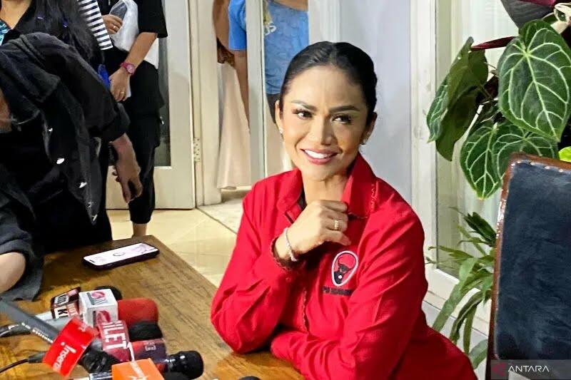 Aurel dan Azriel Khawatir dengan Kondisi Ibunya, Krisdayanti Mantap Ikuti Pilkada?