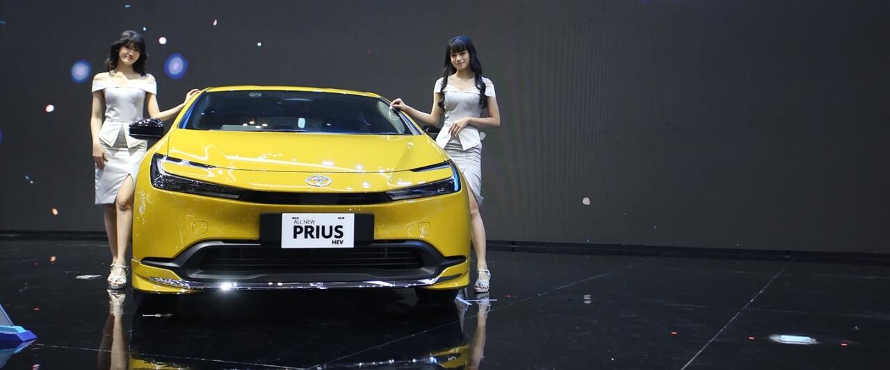 Toyota Prius 2024: Mesin Hybrid Hemat Bahan Bakar