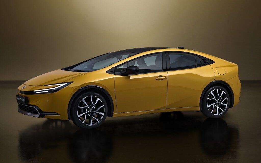 Toyota Prius 2024: Mesin Hybrid Hemat Bahan Bakar
