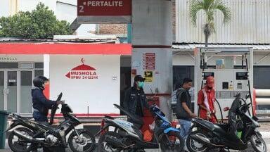 Daftar Mobil dan Motor yang Akan Dilarang Isi Pertalite di SPBU, Punya Ente Termasuk?