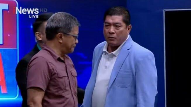 Debat Panas Rocky Gerung vs Silfester Matutina, Siapa Pemenangnya?