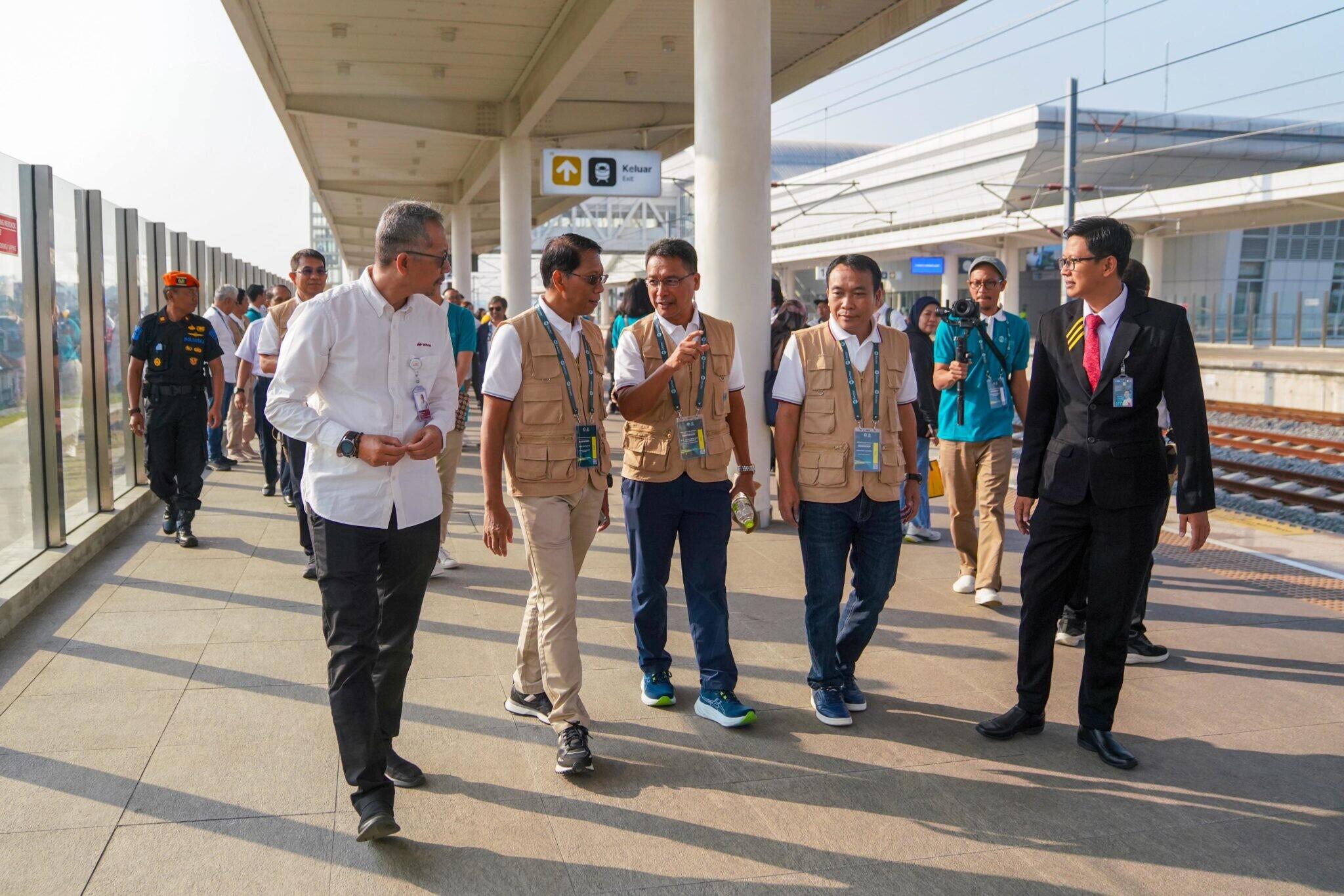 CEO Kereta Api di Asia Tenggara Buktikan Kecanggihan dan Keandalan Woosh