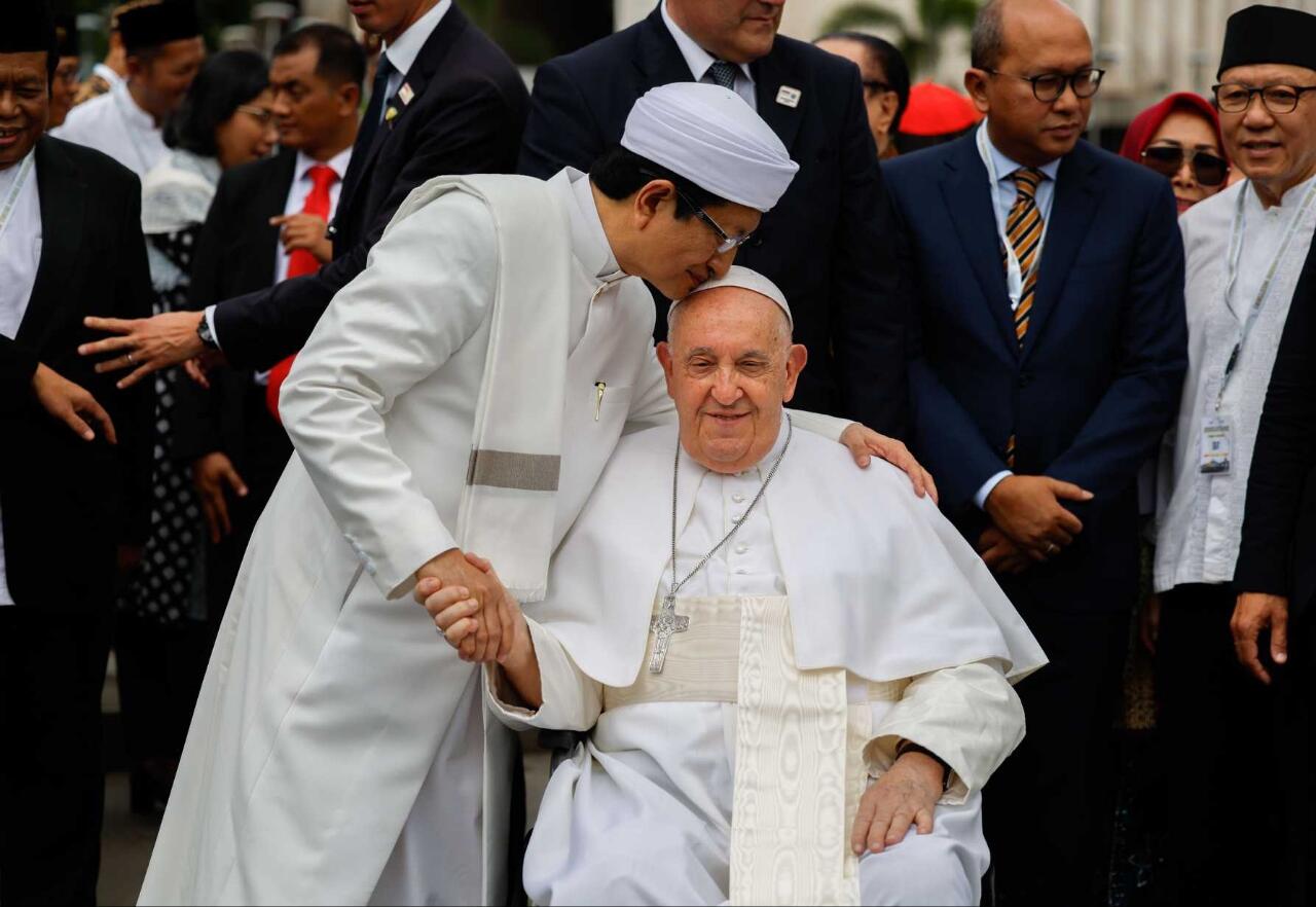 of friendship' linking Jakarta mosque, cathedral