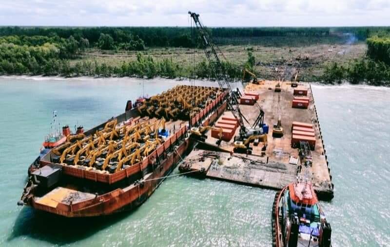 Jhonlin Grup kembali datangkan 264 Excavator untuk projects cetak sawah di Papua