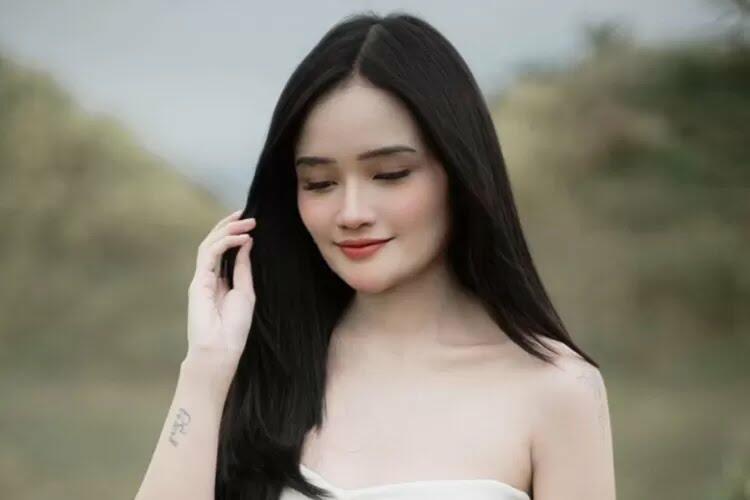 Polemik Royalti Lagu Asmaralibrasi Antara Fanny Soegi dan Soegi Bornean!