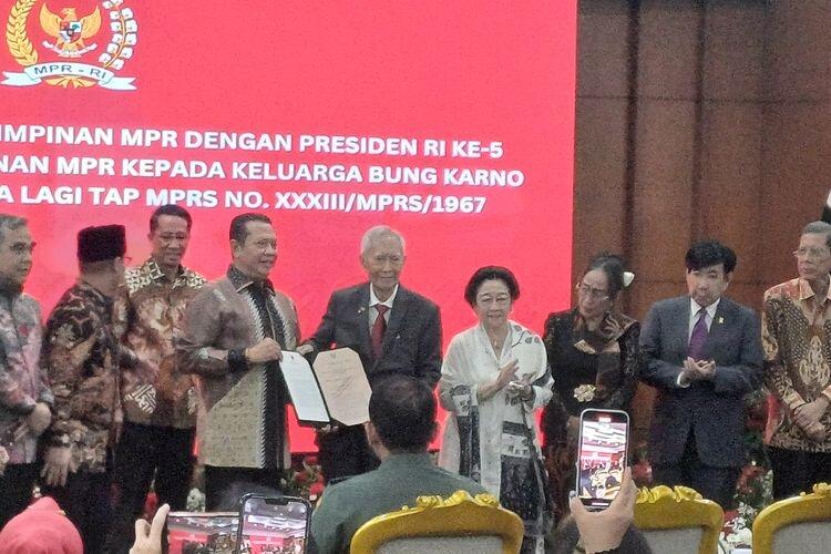 Tuduhan Soekarno Berkhianat dan Dukung PKI Tak Terbukti