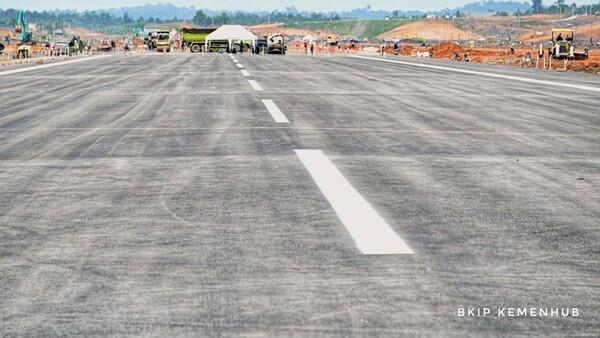 Runway Bandara IKN 2.200 M Rampung Malam Ini, Siap Didarati Pesawat Presiden