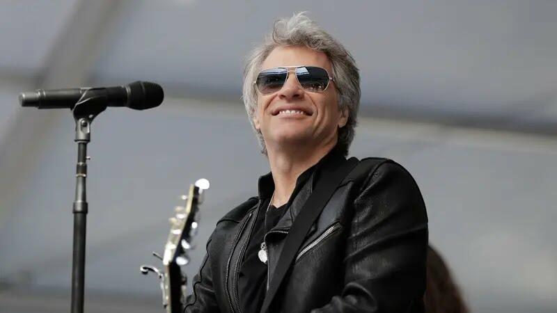 Aksi Heroik Jon Bon Jovi Cegah Wanita Bunuh Diri di Jembatan!