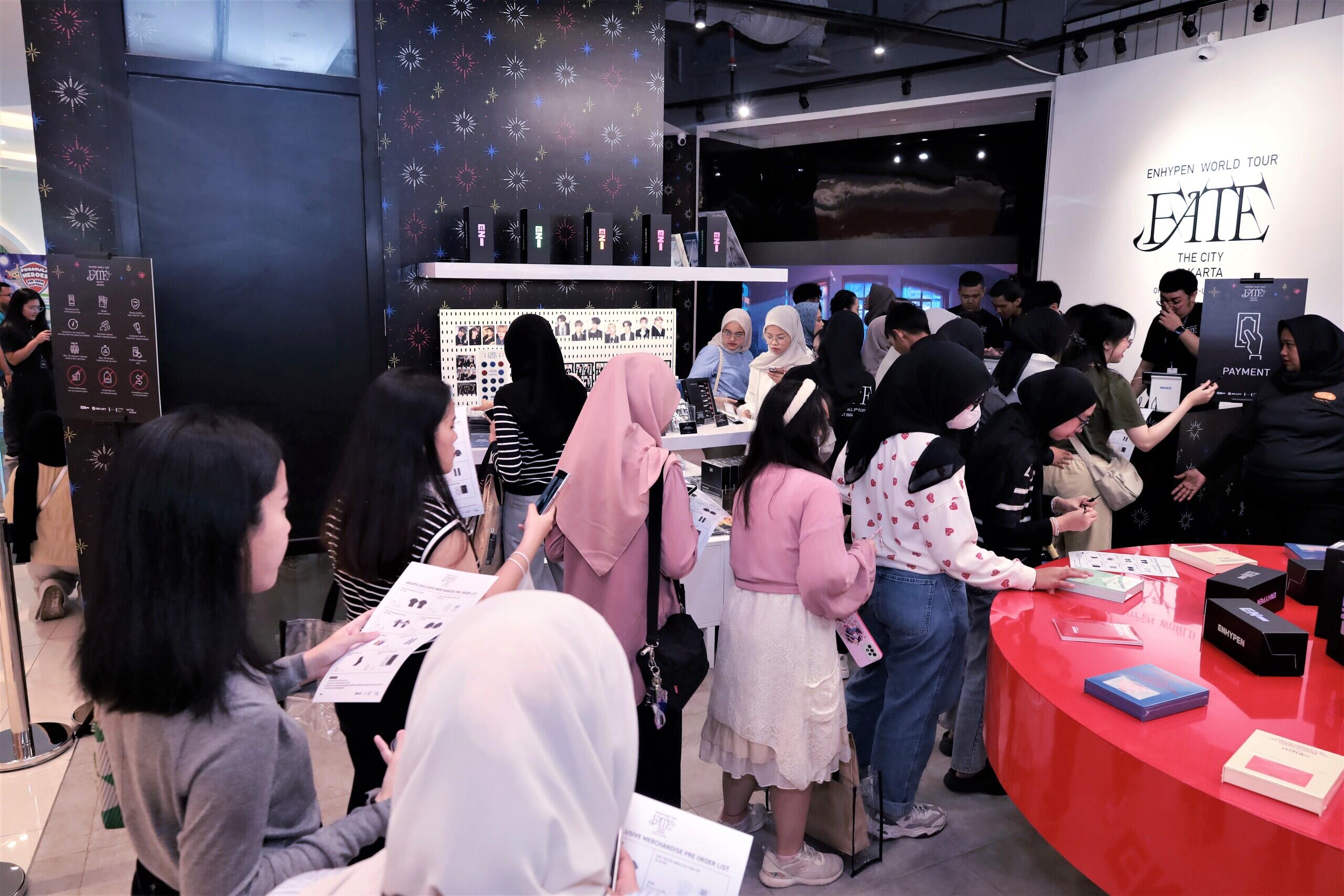 Perdana Digelar si Jakarta, ENHYPEN &#039;The City&#039; Sukses Manjain Fans!