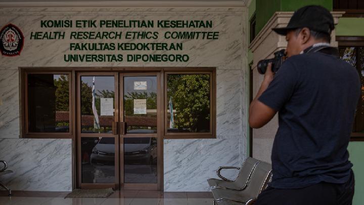 Tim Hukum Undip Berikan Pendampingan Mahasiswa PPDS yang Diperiksa Polda