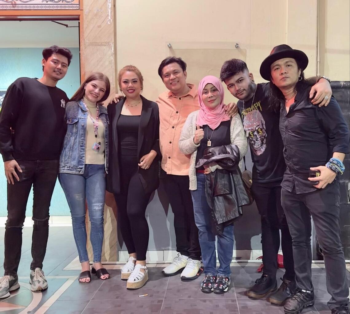 Mak Vera &amp; Vebry Wirantha jadi Produser Musik Untuk Lagu, Gus Siap Tandang