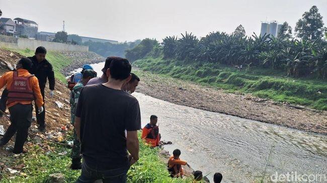 Warga Lihat Konvoi Motor Bawa Sajam Sebelum 7 Mayat Ditemukan di Kali Bekasi

