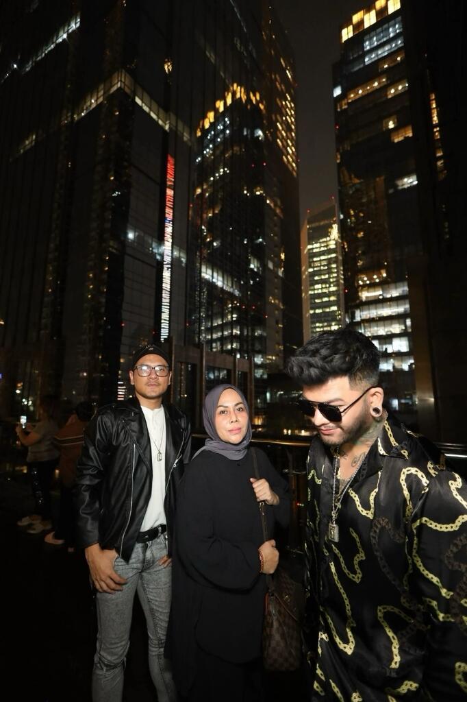 Dion Putra Siap Tampil Konser BamBam, Mak Vera Percayakan Ririn Rinura Buatkan Kostum
