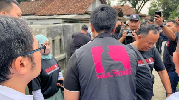 Kunjungan ke Tangerang, Kaesang Pakai Rompi 'Putra Mulyono' Nama Kecil Sang Ayah!