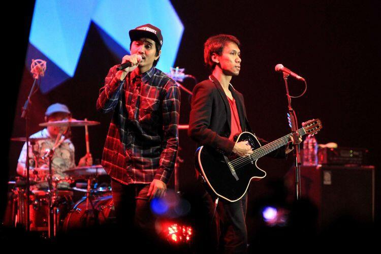 2 Kali Pindah Venue, Promotor Pastikan Konser Sheila on 7 di Stadion Si Jalak Harupat