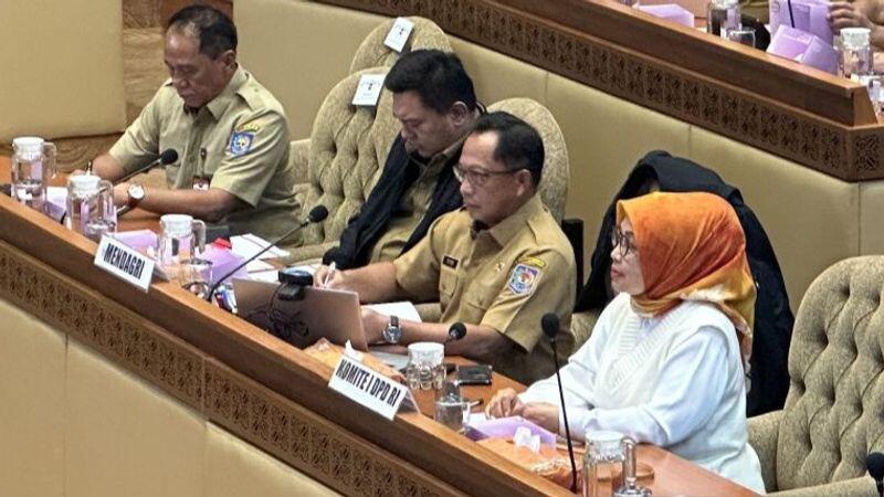Mendagri Soal Kepala Desa Tidak Netral, Laporkan kepada Bawaslu