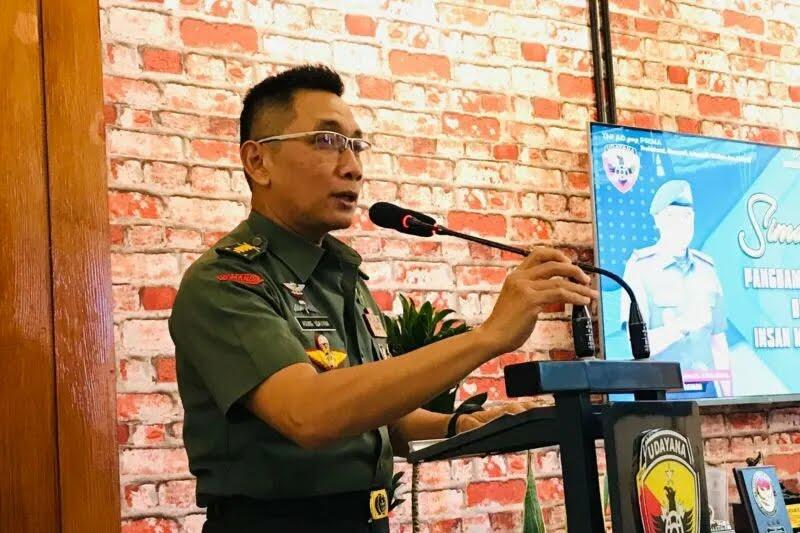 Teguh Hadapi Rintangan! Joni Pemanjat Tiang Bendera Akhirnya Lolos jadi Anggota TNI