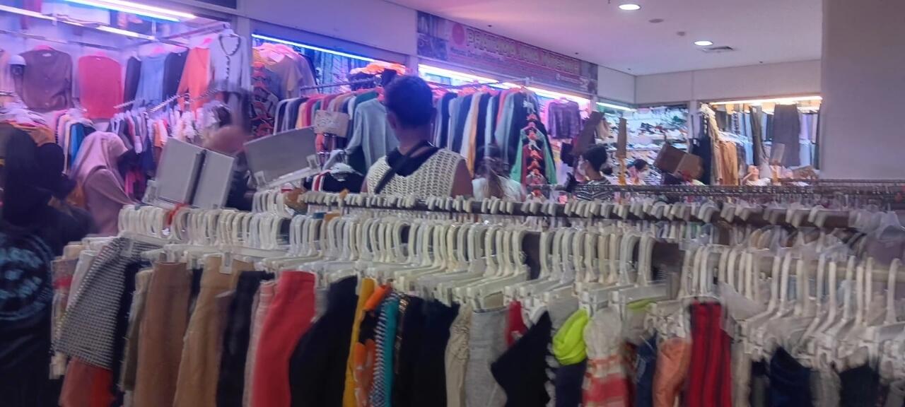 Komunitas Thrifting Desak Kemendag Untuk Bebaskan Penjualan Pakaian Impor Bekas