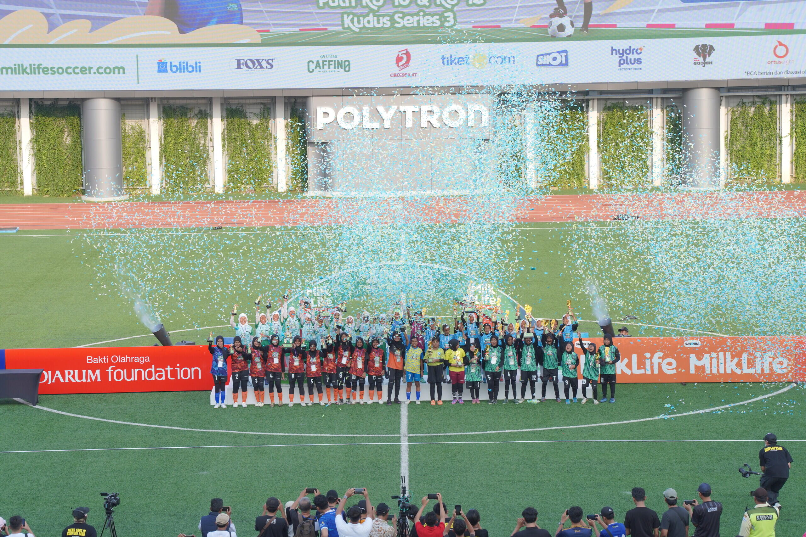 SDUT Bumi Kartini Jepara Hattrick Gelar MilkLife Soccer Challenge - Kudus Series 3