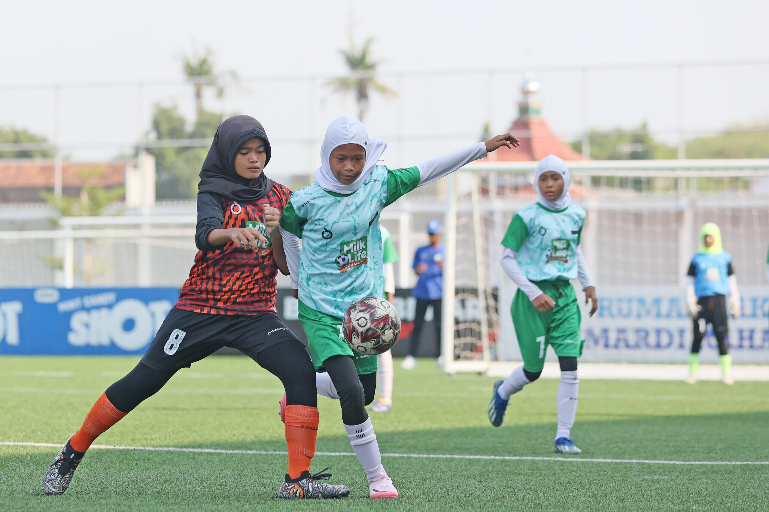 SDUT Bumi Kartini Jepara Hattrick Gelar MilkLife Soccer Challenge - Kudus Series 3