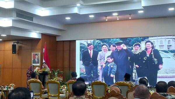 Tutut-Titiek Minta Maaf jika Ada Kesalahan Soeharto saat Memimpin, Dimaafkan Gansist?