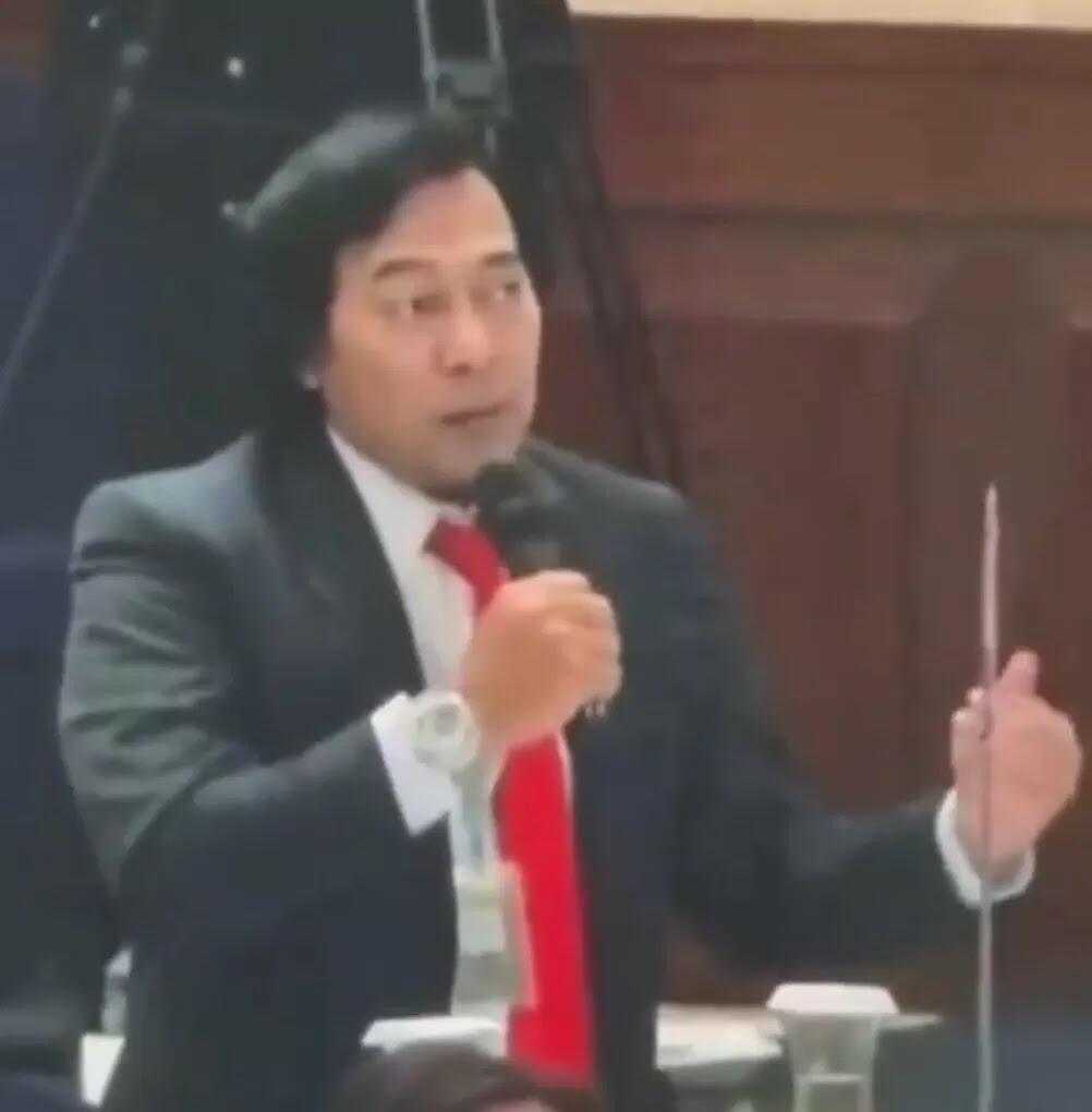 Komeng Mode Serius di Rapat DPD Jadi Sorotan Warganet, Sang Pelawak Kritik Soal Ini!