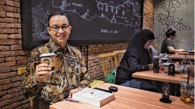 Viral Kesalahan dalam Pemahaman Bahasa Indonesia di Medsos, Anies pun Kasih Paham!