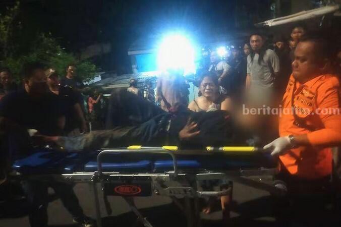 Warga Surabaya Dikeroyok 5 Pemabuk, Gara-gara Saling Tatap