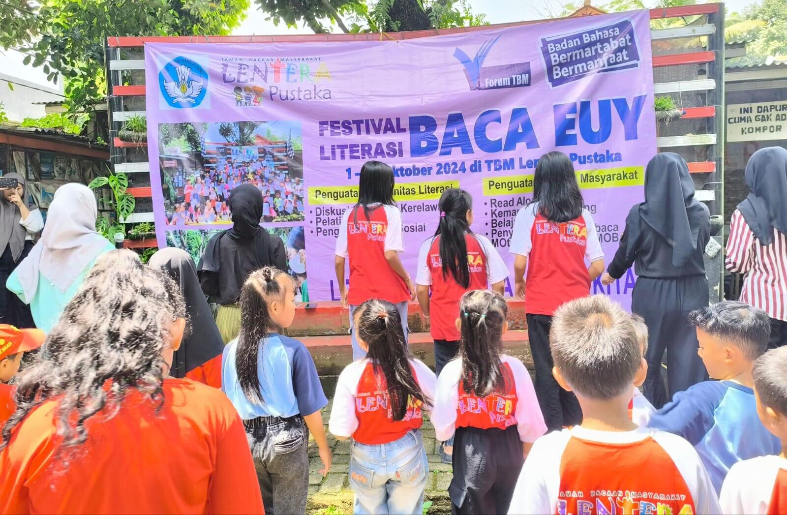 Terima Banpem Literasi 2024, TBM Lentera Pustaka Optimalkan Praktik Baik Taman Bacaan