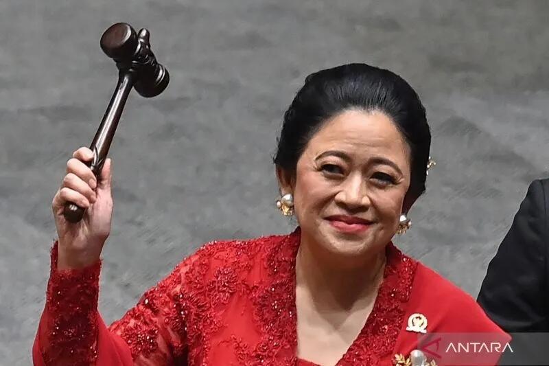 Hebat! Perempuan Pertama di Indonesia yang jadi Ketua DPR ini Kembali jadi Ketua DPR