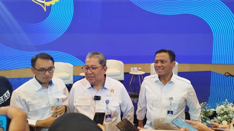 Kemenhub Pastikan Skema Tarif KRL Berbasis NIK Batal Diterapkan pada 2025